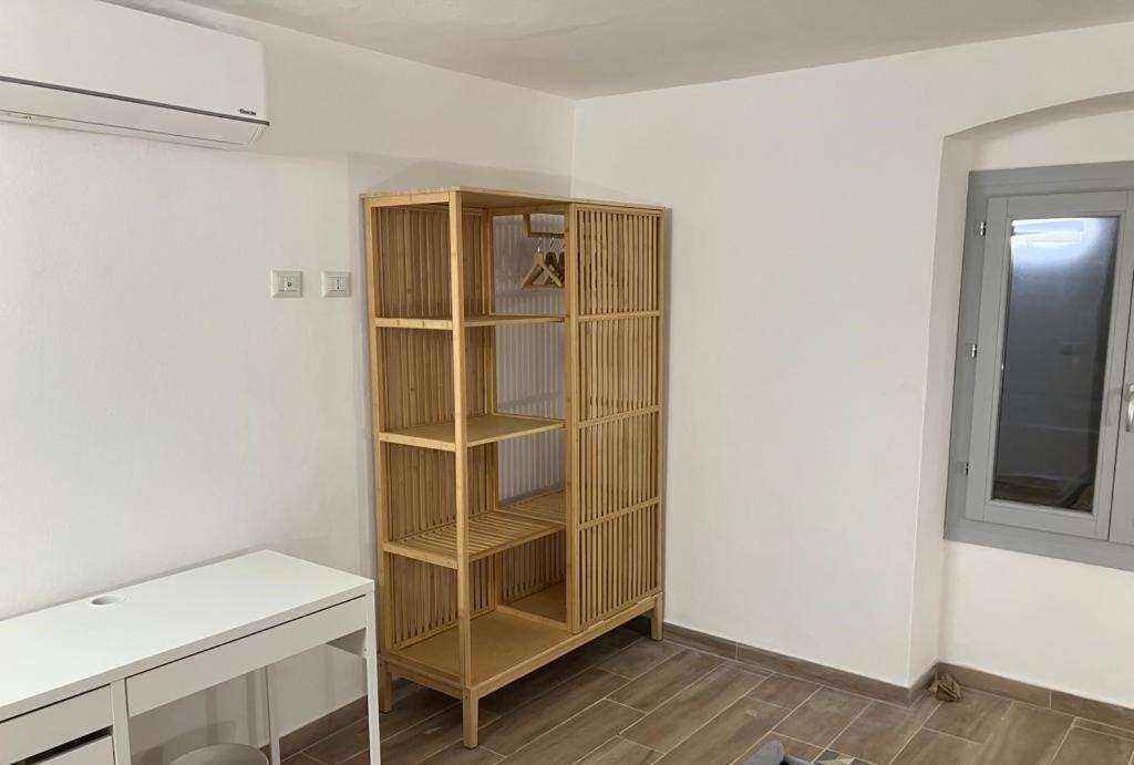 Residenza Nel Borgo L'Appusentu Bed & Breakfast Кастелсардо Екстериор снимка